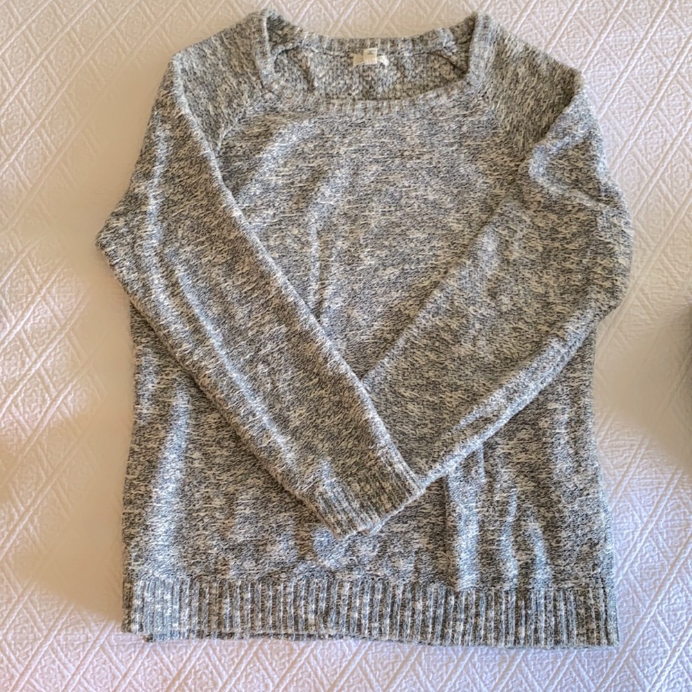 Good condition Soft Joie sweater size M